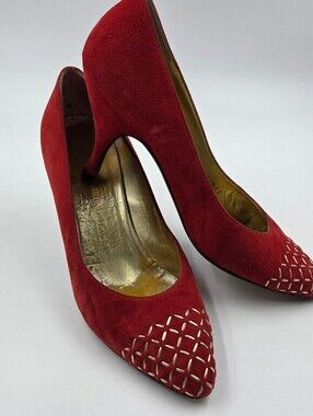Bruno Magli Red Suede Pointed Toe Pumps with Gold Stitching Detail – Size 7B / 7
